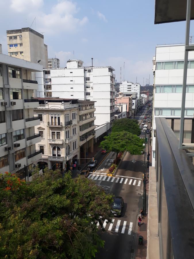 Hospedaje Emanuel Guayaquil Exterior photo